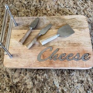 Cheese Board with 3 Cheese Knives